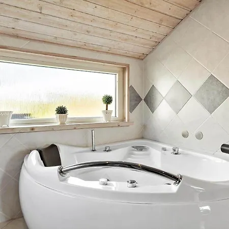 Ln1153-hjorring-brune-banke-1